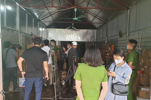 Hà Nội: Bắt giữ 10 tấn nguyên liệu làm trà sữa không rõ nguồn gốc