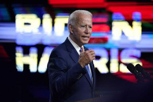 Bầu cử Mỹ 2020: Mỹ tố Nga 'bôi nhọ' ứng cử viên Tổng thống, ông Biden lập kỷ lục