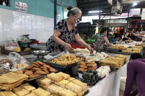 Khó kiểm soát thị trường đồ chay