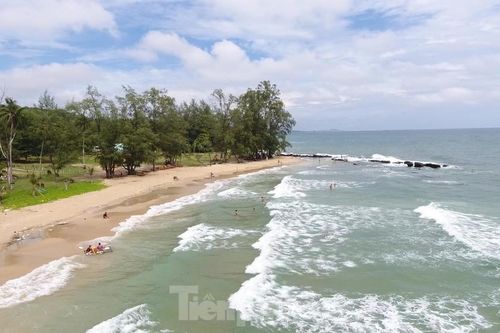 Loạt công trình không phép 'mọc' tại dự án Đảo Quý Thế Giới ở Phú Quốc