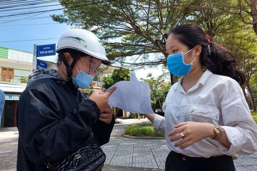 Thí sinh vùng tâm dịch Quảng Nam thở phào sau khi kết thúc môn Ngữ Văn