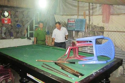 Mâu thuẫn trong quán bida, một người bị đánh nứt sọ