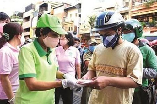 Chuyện về cái khẩu trang