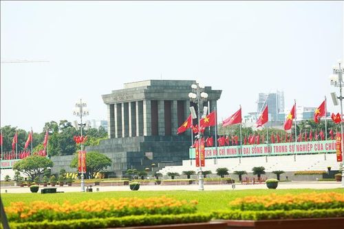 Nhiều đoàn đại biểu Campuchia nồng nhiệt chúc mừng Quốc khánh Việt Nam