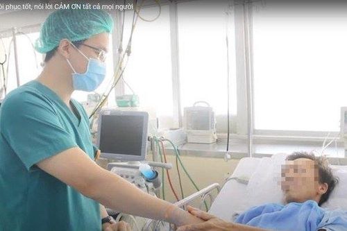 Tây Ninh: Diễn biến mới nhất về tình hình người đàn ông bị rắn hổ mang chúa khổng lồ cắn