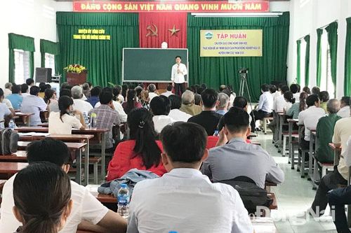 H.Vĩnh Cửu nhân rộng mô hình làm phân bón, thuốc trừ sâu từ rác sinh hoạt, rác nông nghiệp