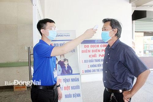 Đo thân nhiệt, đừng làm cho có lệ