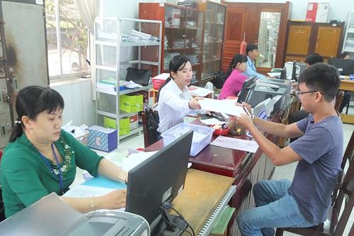 Tính tiên phong, gương mẫu của cán bộ và đảng viên thúc đẩy nâng cao chất lượng sinh hoạt chi bộ