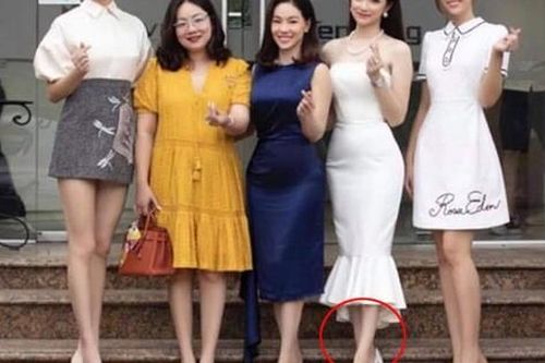 Hương Giang bị dân tình soi chuyện chỉnh ảnh quá đà tới mức chân cũng biến dạng