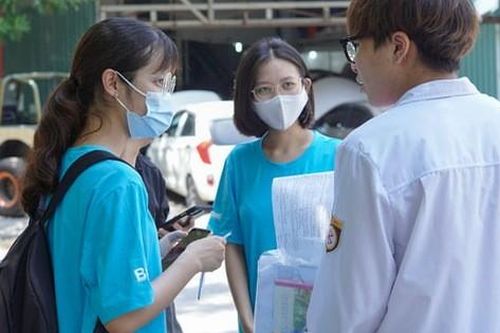 Tiến sỹ Ngữ văn: 'Đề thi đợt 2 chú trọng an toàn, thiếu sự mới mẻ''