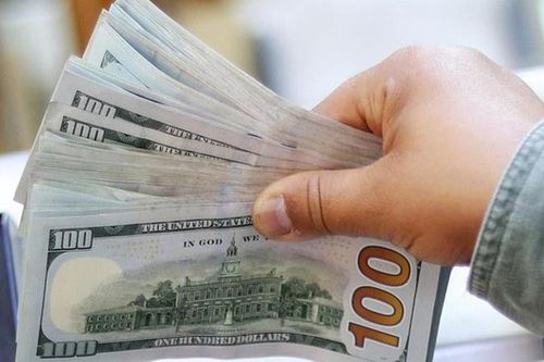 Đầu tư vào đâu khi đồng USD trượt giá?