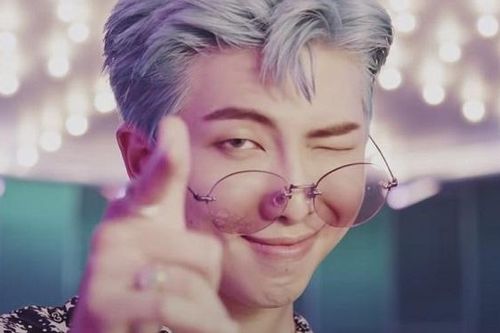 Vừa làm nên lịch sử trên BXH Billboard, 'Dynamite' của BTS phá liền 3 Kỷ lục Guinness