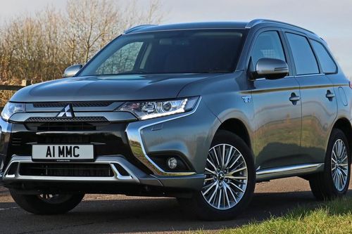 Mitsubishi Outlander mới bán chậm tại Mỹ