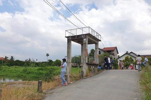 Bé trai 13 tuổi bỏ nhà đi bụi, rơi xuống cống đuối nước