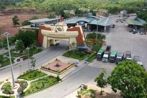 Tăng cường hỗ trợ các doanh nghiệp Việt xuất khẩu hàng hóa sang Lào