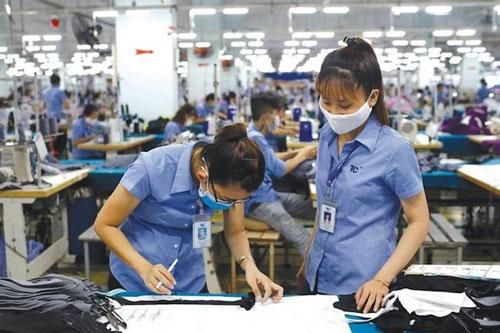 Thấy gì từ con số xuất siêu kỷ lục giữa 'tâm bão' COVID-19?