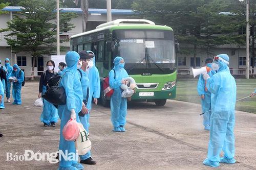 Tiếp tục tổ chức tiếp nhận, cách ly 350 công dân về từ Úc