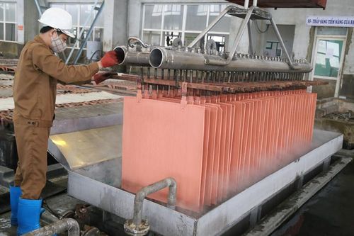 Tồn kho khoảng 3.300 tấn đồng tấm cathode