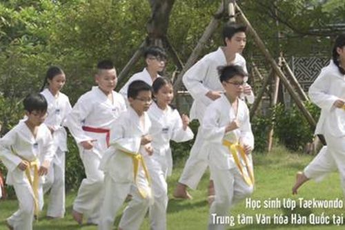 Lan tỏa thông điệp '#StayStrong' thông qua Taekwondo giữa mùa dịch COVID-19