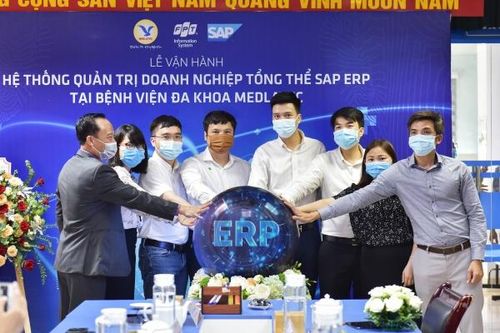 Bệnh viện đa khoa Medlatec hợp tác FPT IS 'xây' nền tảng chuyển đổi số