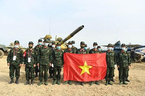 Đội xe tăng Việt Nam lần đầu vô địch Tank Biathlon
