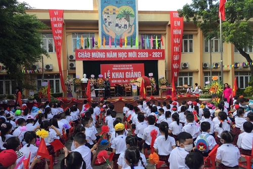 Lễ khai giảng đặc biệt của những học sinh khiếm thị