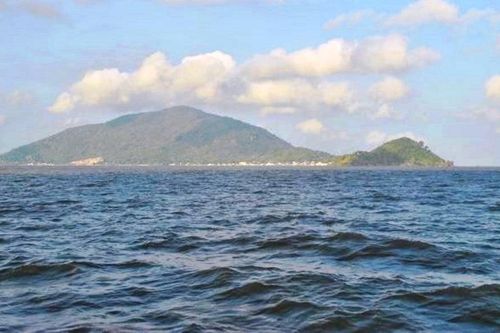 Thiêng liêng lễ khai giảng ngôi trường nơi đảo xa