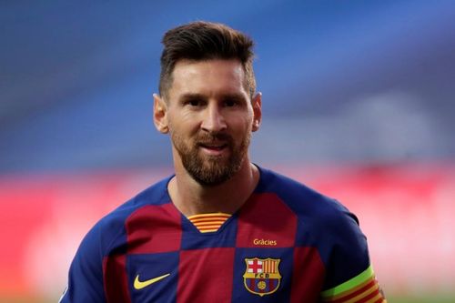 Các con cưng của Messi bật khóc không muốn anh rời Barcelona
