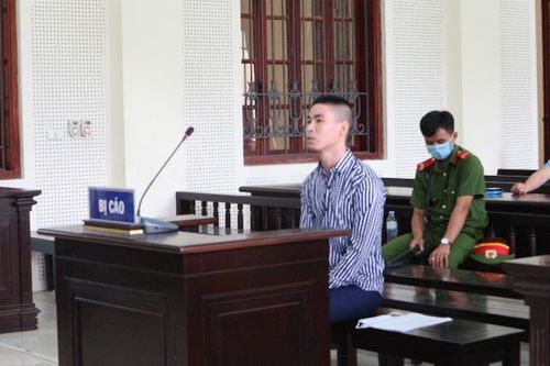 Kẻ cầm đầu đường dây mạo danh công an, nhân viên viễn thông lừa đảo hơn 3,4 tỉ hầu tòa