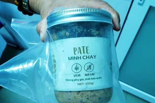 Một ni cô Quảng Nam bị ngộ độc sau khi ăn pate Minh Chay