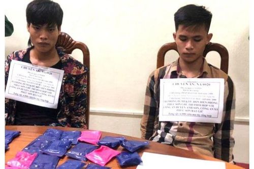 Hai thanh niên liều lĩnh vận chuyển 6.000 viên hồng phiến qua chốt kiểm dịch Covid-19