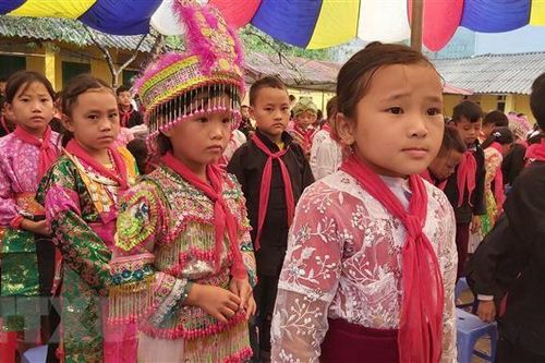 Học sinh vùng cao ở Hà Giang náo nức bước vào năm học mới