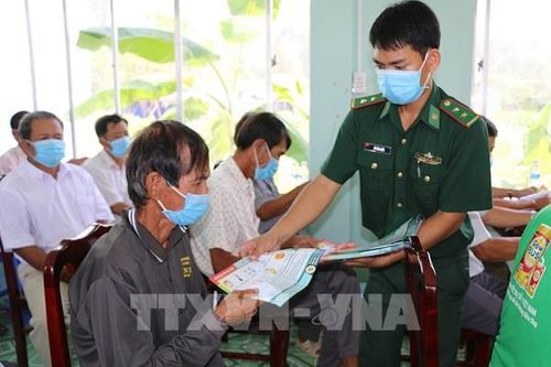 Xây dựng 'thế trận lòng dân' quyết tâm phòng, chống dịch COVID-19