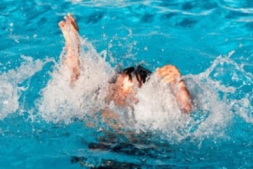 3 bé trai đuối nước thương tâm khi đi câu cá trong ngày đầu nhận lớp
