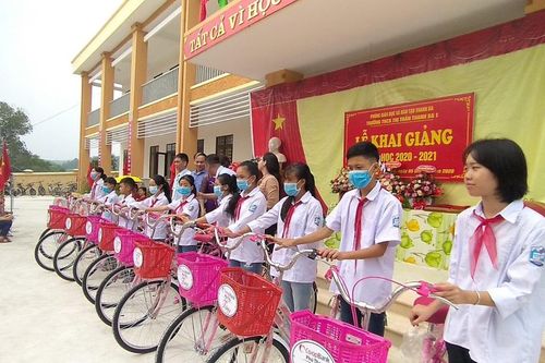 Náo nức ngày khai trường