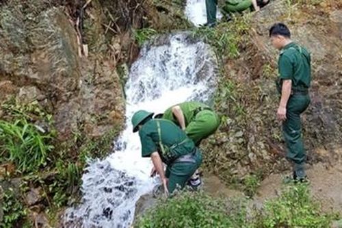 Những người giải mã trọng án