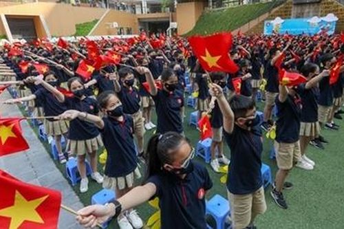 Tưng bừng ngày khai trường