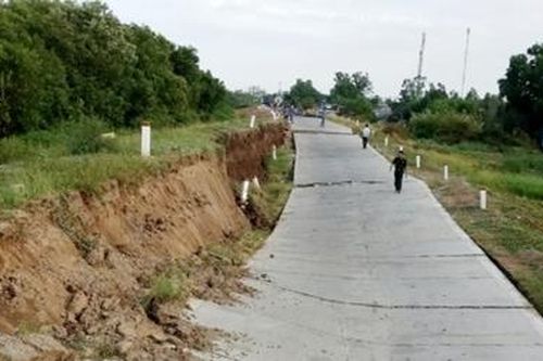 Nhiều sai phạm tại dự án nâng cấp đê biển Tây Cà Mau