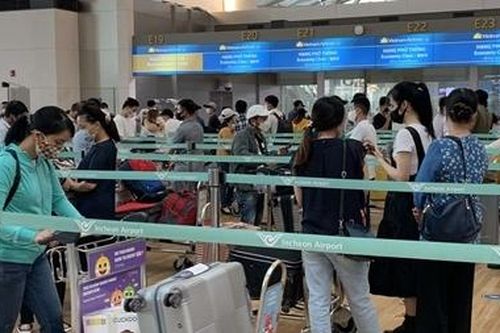 Thêm nhiều chuyến bay đưa công dân Việt Nam về nước an toàn