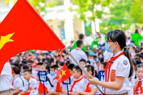 Hà Nội: Hơn 2 triệu học sinh nô nức đến trường khai giảng năm học mới