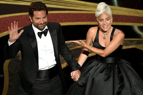 Bradley Cooper cảm thấy giải Oscar 'hoàn toàn vô nghĩa'
