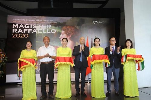 Hà Nội: Điểm đến đầu tiên trên thế giới của triển lãm Magister Raffaello