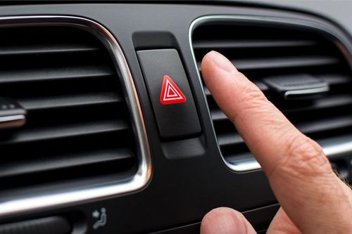 Những chi tiết hữu ích trên xe tài xế chớ lơ là