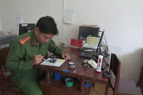 Những người giải mã 'nút thắt' trong vụ án