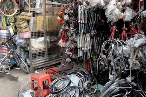 Điều tra đường dây làm giả phụ tùng xe máy quy mô lớn