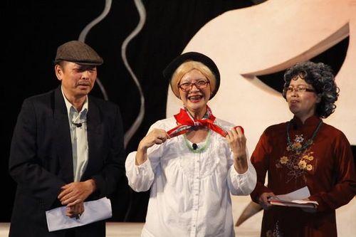 Gian nan xây dựng nhà hát 'trực tuyến'