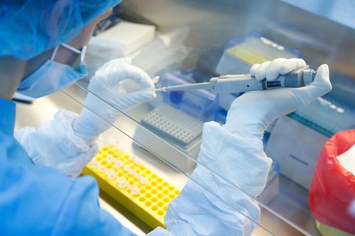 Tình báo Nga, Mỹ và TQ đối đầu gắt gao vì vaccine Covid-19