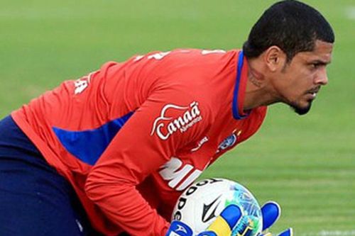 Bàn thua sau pha phối hợp lỗi ở giải Brazil