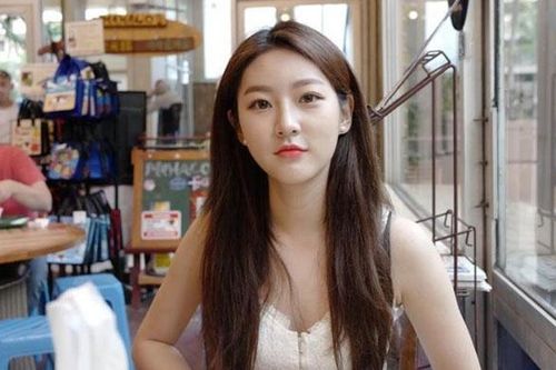 Kim Sae Ron mua xe và nhà riêng ở tuổi 20