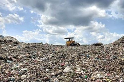 Bến Tre: Nhà máy xử lý rác thải quá hạn hơn 3 năm chưa hoàn thiện